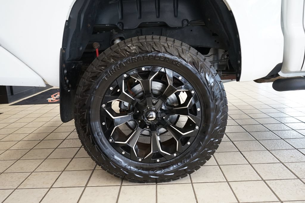 Used 2018 Toyota Tundra Limited w/ Limited Premium Package AWD/4WD image 56