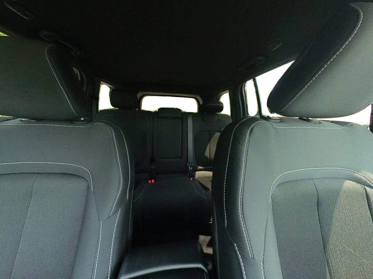 Used 2024 Jeep Grand Cherokee Laredo image 64