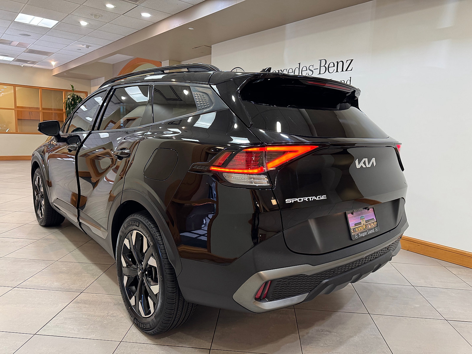 Used 2023 Kia Sportage X-Line AWD/4WD image 4