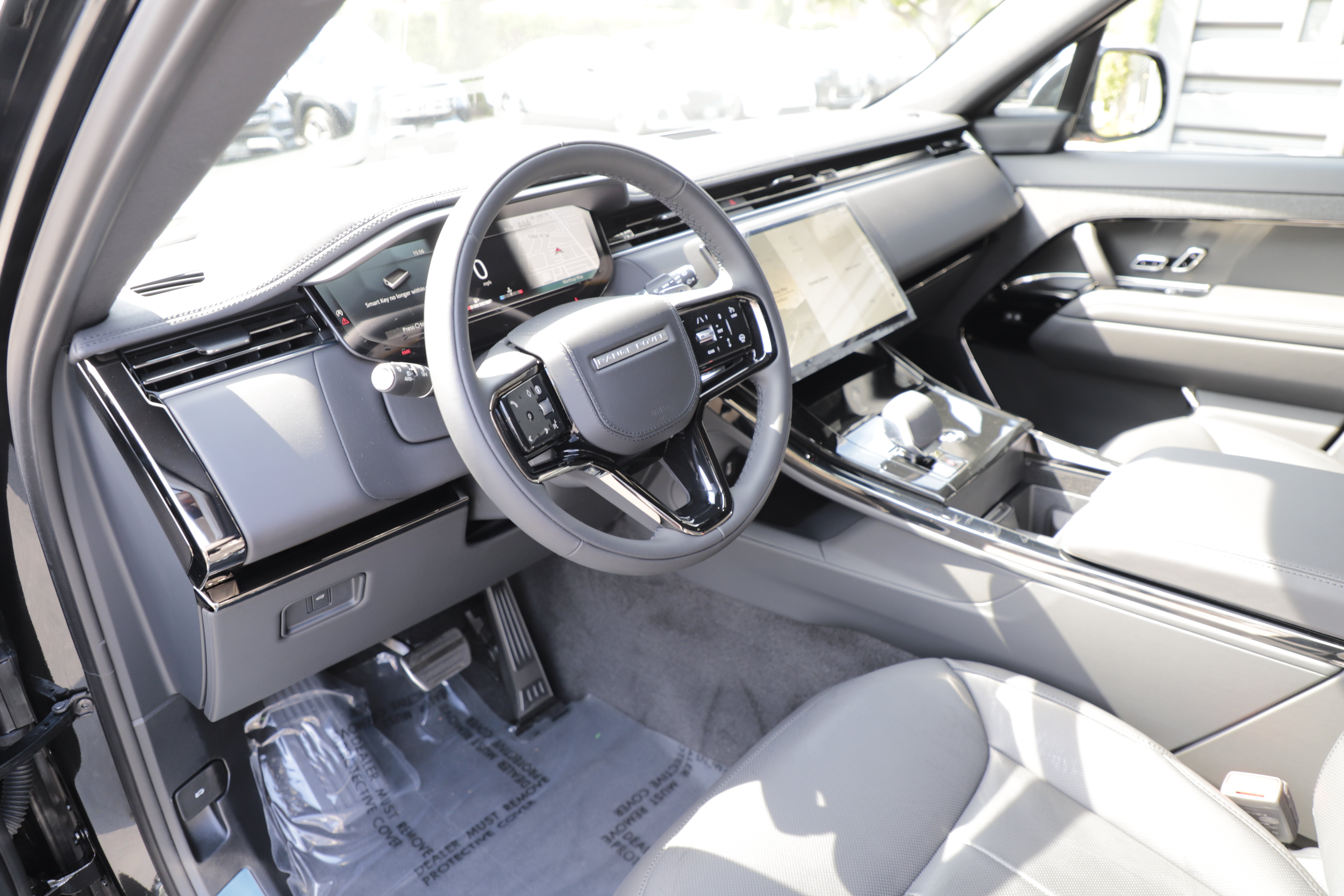 New 2026 Land Rover Range Rover Sport Dynamic SE AWD/4WD image 18