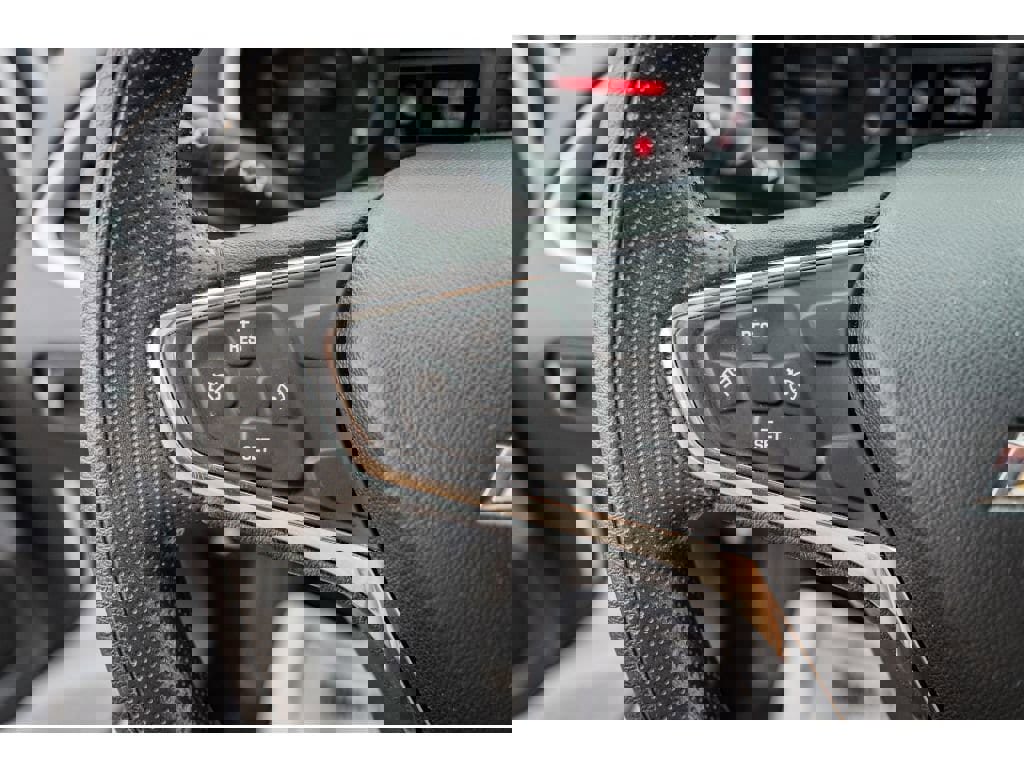 Used 2020 Chevrolet Malibu LS image 12