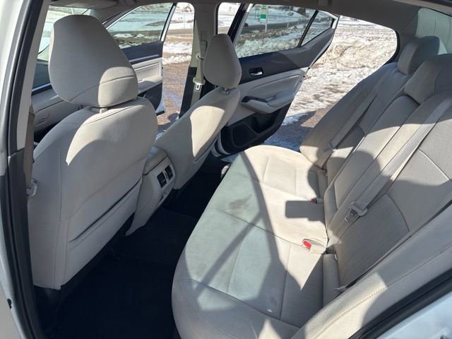 Used 2019 Nissan Altima 2.5 SV image 17