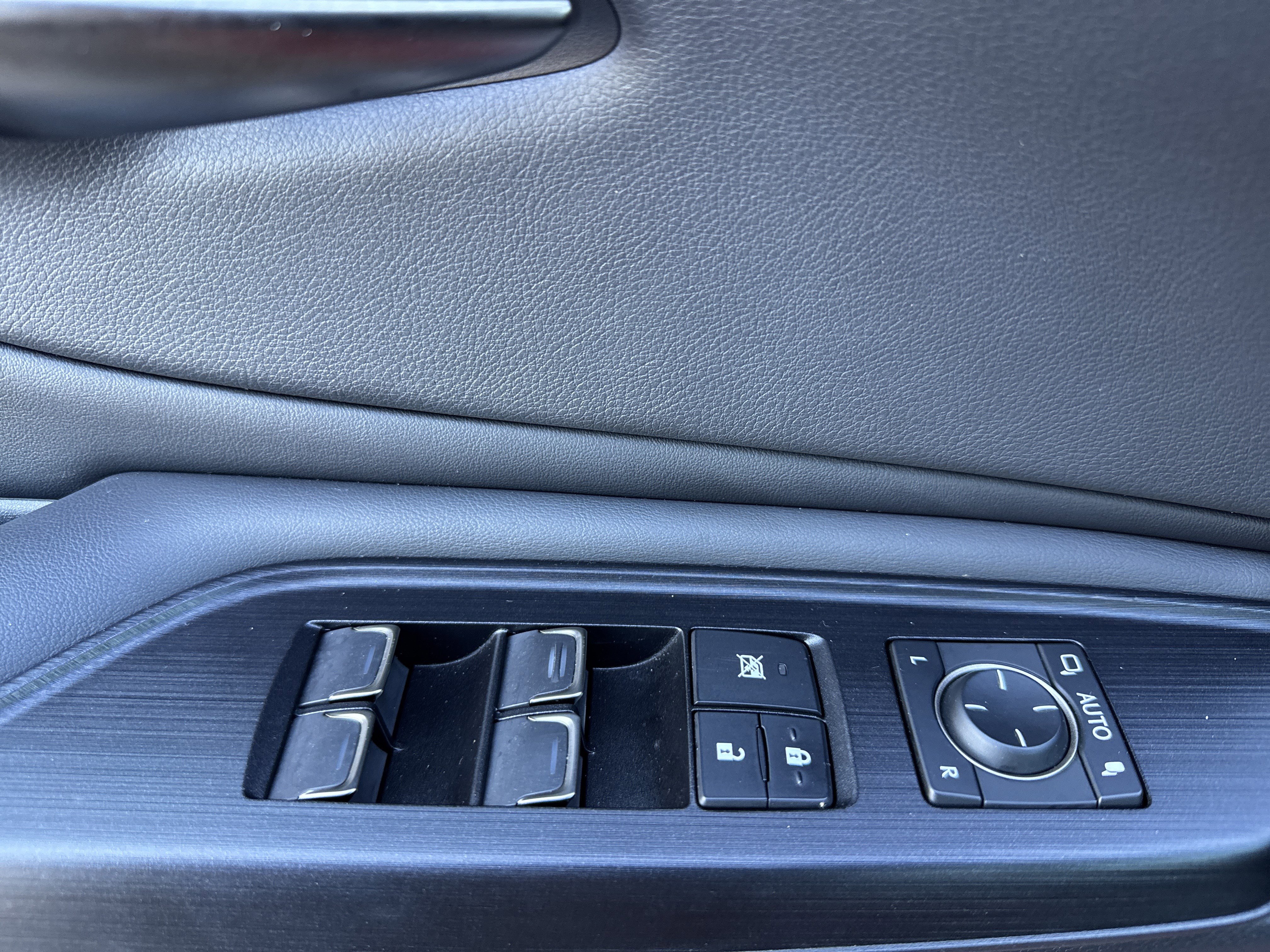 Used 2021 Lexus ES 350 F Sport image 15