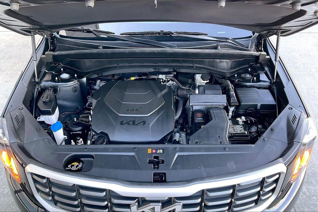 Used 2025 Kia Telluride S FWD image 9
