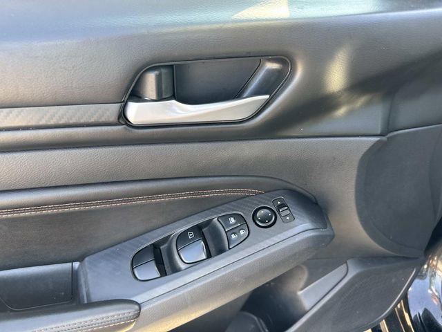 Used 2022 Nissan Altima 2.5 SR image 15