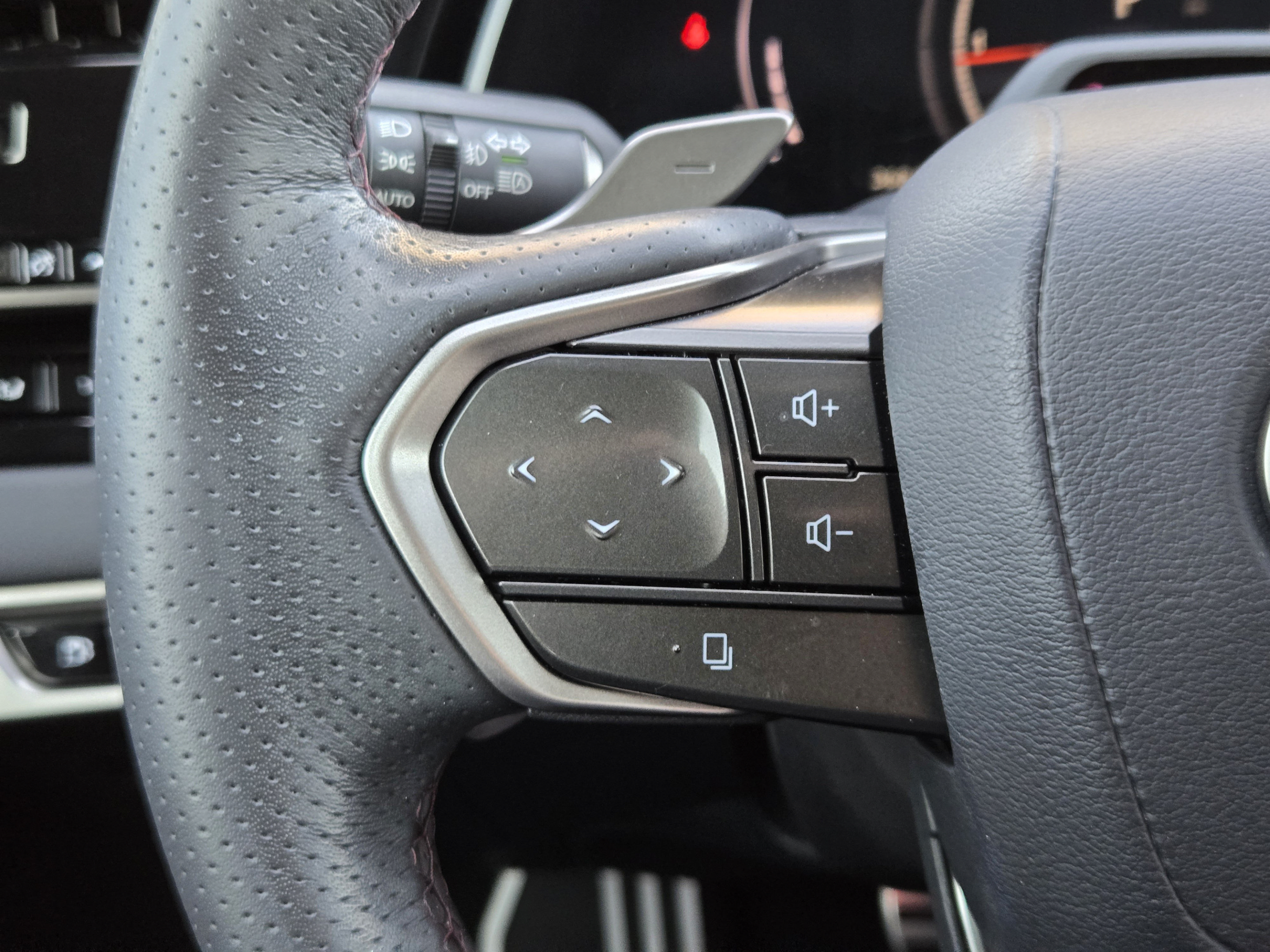 Used 2024 Lexus RX 350 F Sport w/ Convenience Package AWD/4WD image 24