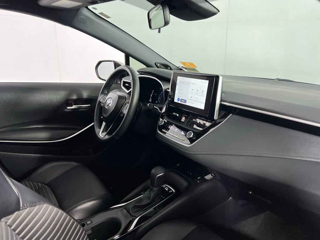 Used 2024 Toyota Corolla XSE image 30