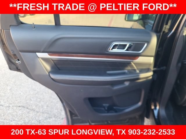 Used 2018 Ford Explorer Platinum AWD/4WD image 24