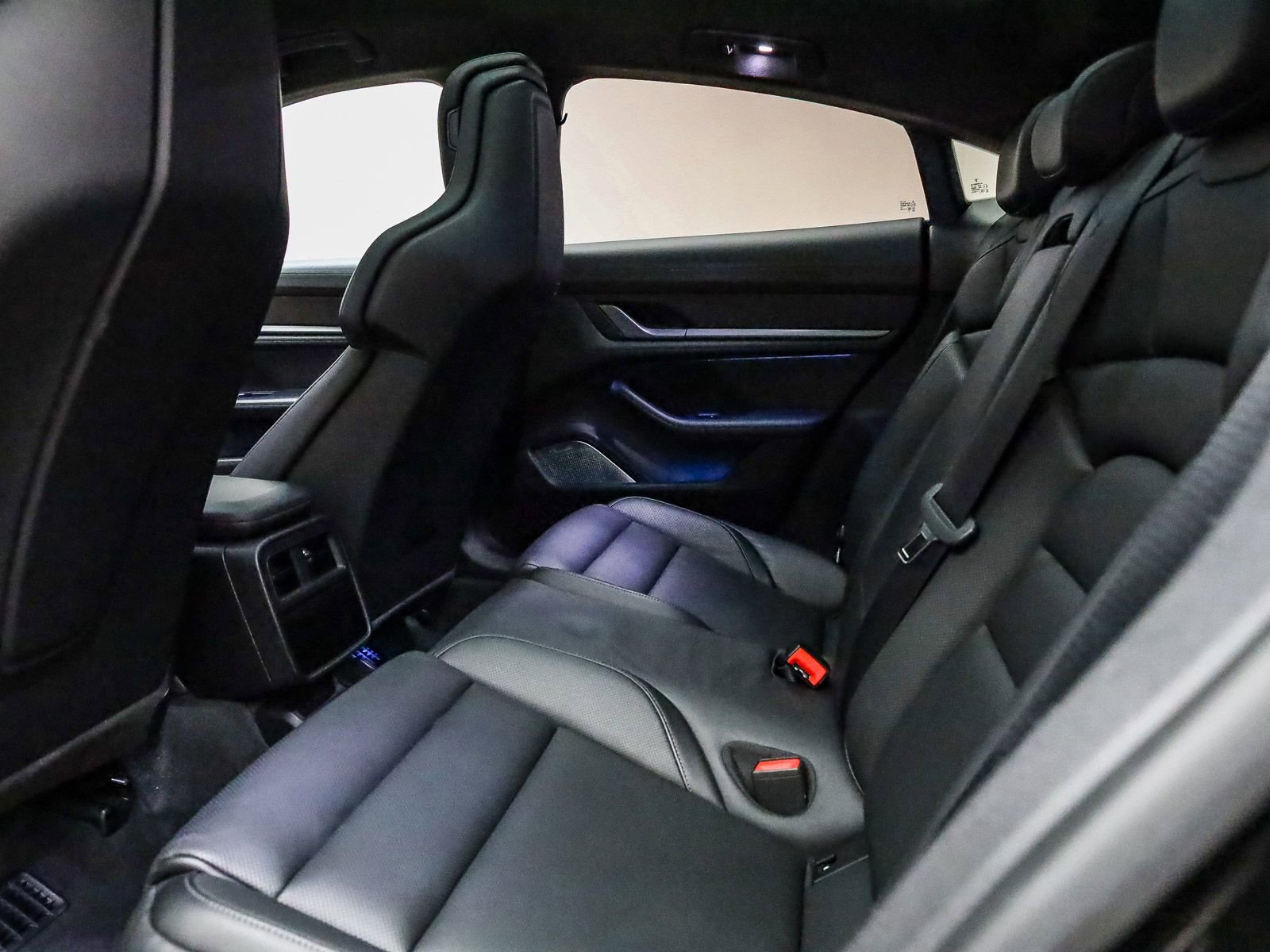 Certified 2021 Porsche Taycan Turbo S image 25