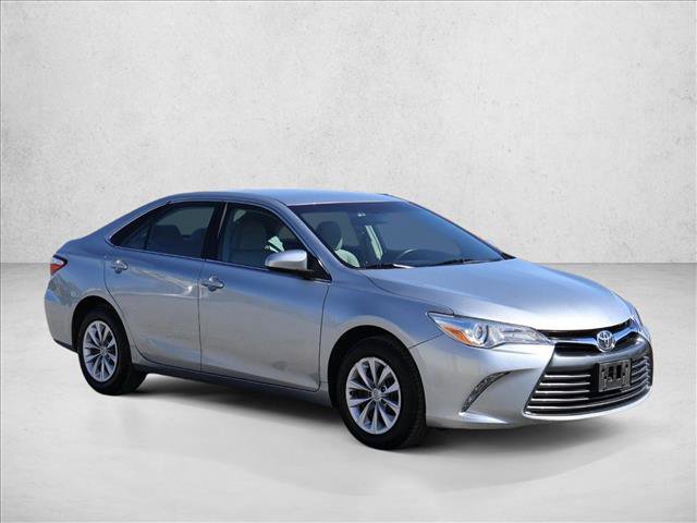 Used 2015 Toyota Camry LE FWD image 3