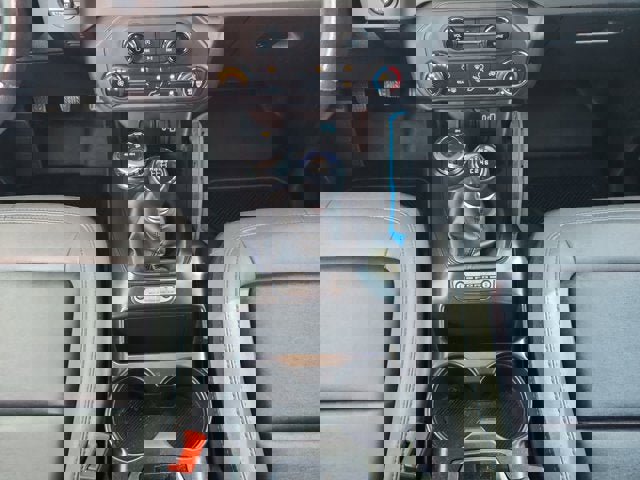 Certified 2022 Ford Bronco Black Diamond image 11