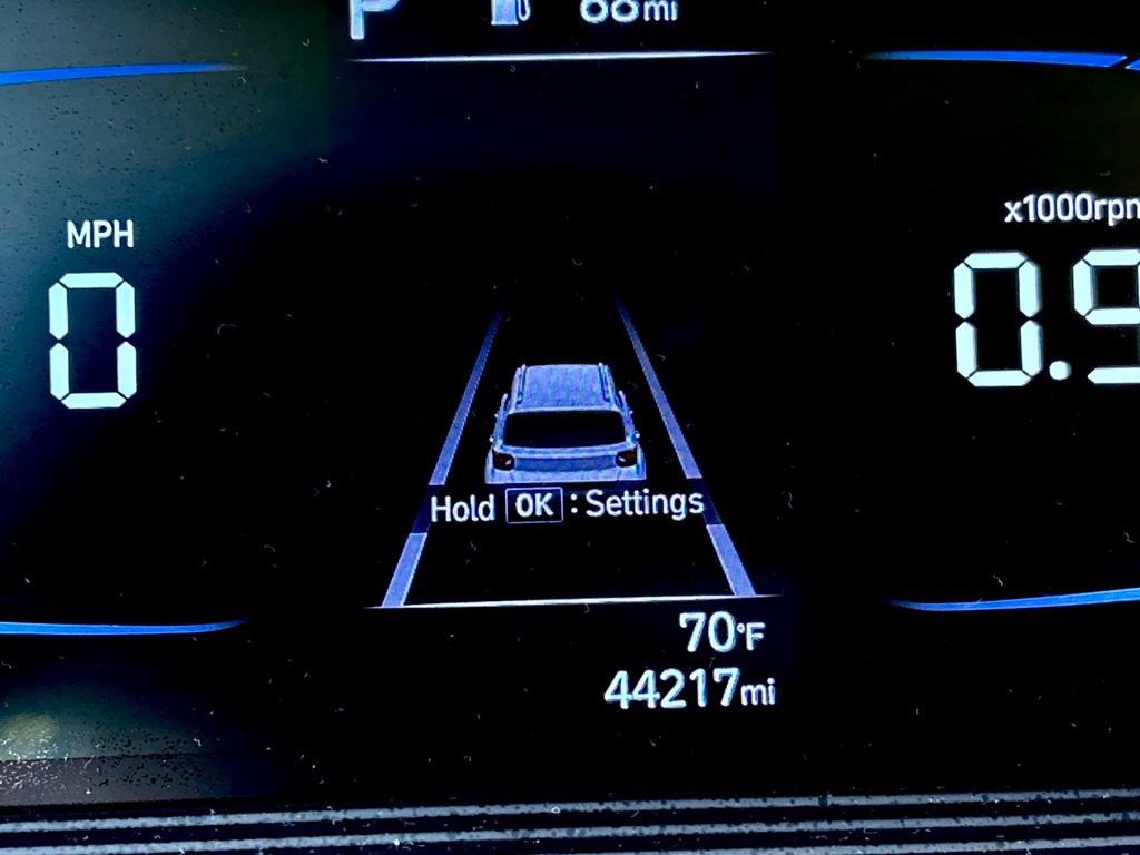 Used 2024 Hyundai Venue SEL FWD image 23