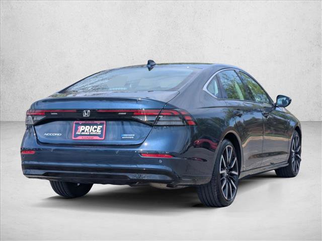 Used 2024 Honda Accord Touring image 5