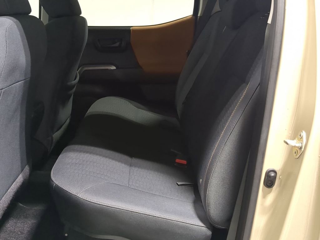 Used 2019 Toyota Tacoma SR5 image 30