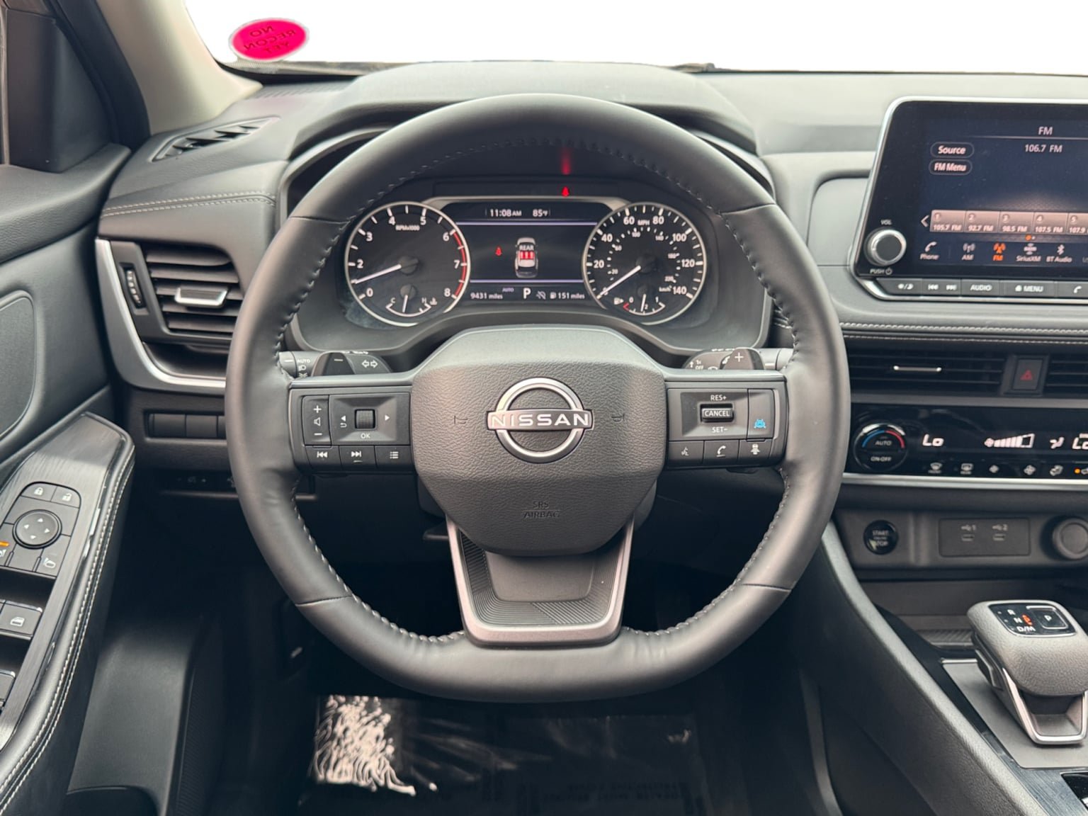 Used 2025 Nissan Rogue SV AWD/4WD image 13