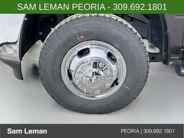 New 2026 RAM 3500 Tradesman AWD/4WD image 28