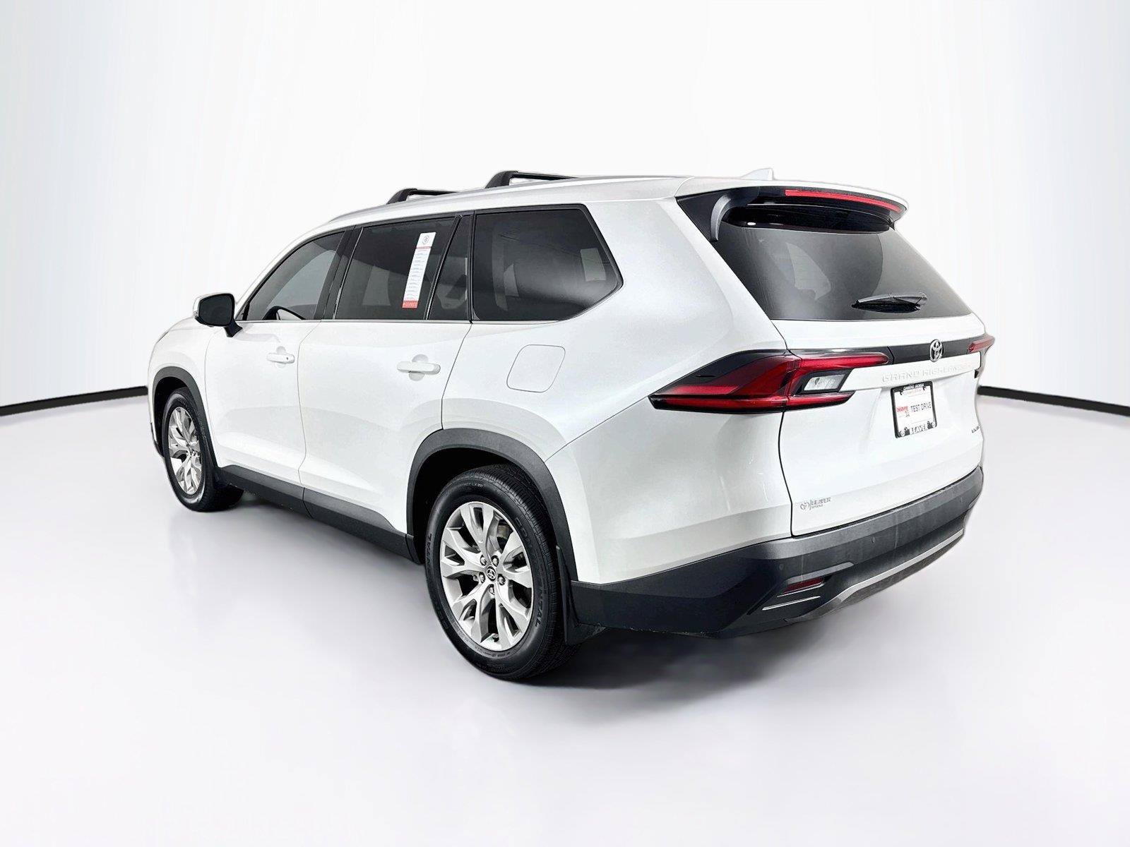 Certified 2026 Toyota Grand Highlander FWD image 13