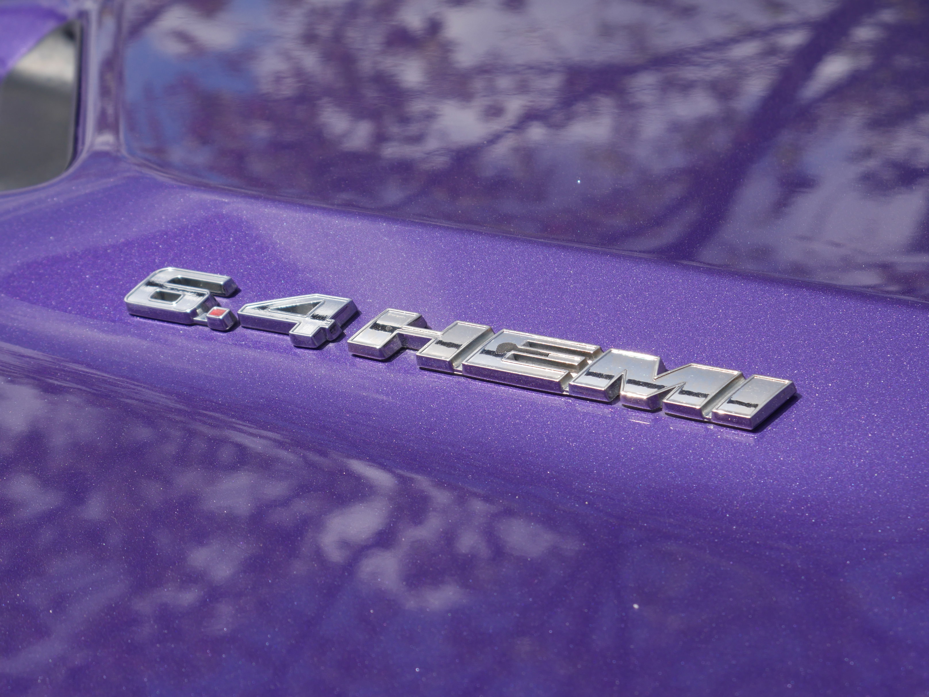 Used 2014 Dodge Challenger SRT8 RWD image 12