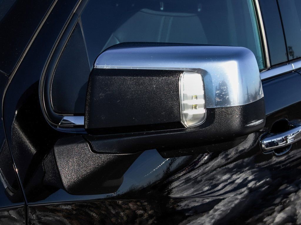 Used 2023 Chevrolet Silverado 1500 High Country image 45