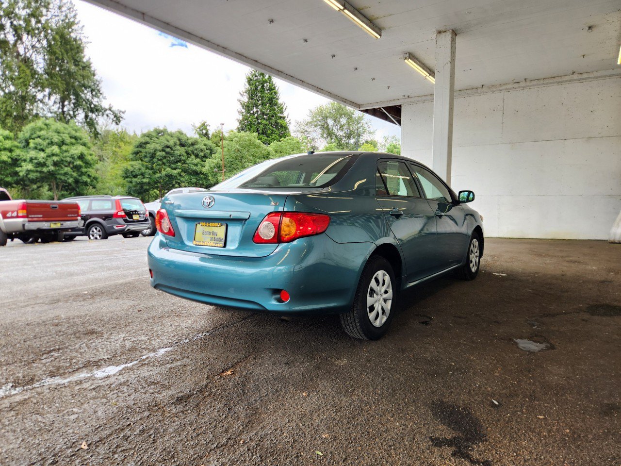 Used 2010 Toyota Corolla LE FWD image 3