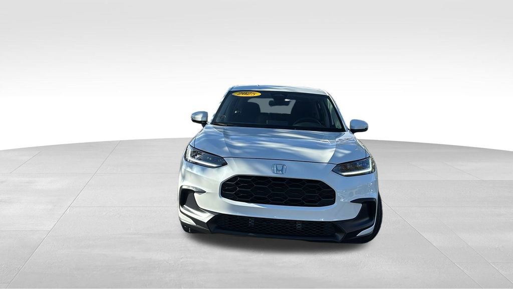 Certified 2025 Honda HR-V LX image 2