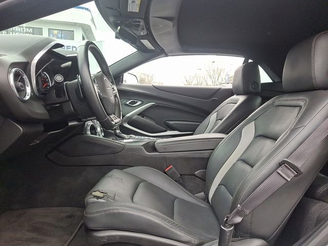 Used 2017 Chevrolet Camaro LT w/ RS Package image 12