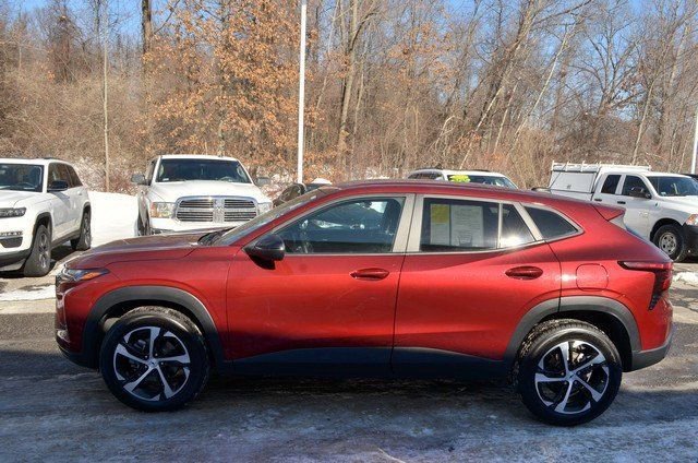 Used 2024 Chevrolet Trax RS image 5