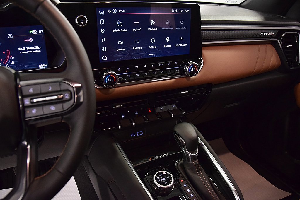 Used 2026 GMC Canyon AT4 w/ Technology Plus Package image 22