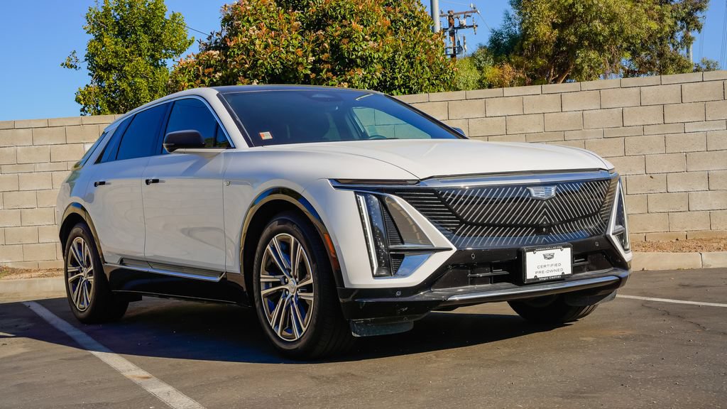 Certified 2024 Cadillac Lyriq Luxury RWD image 5