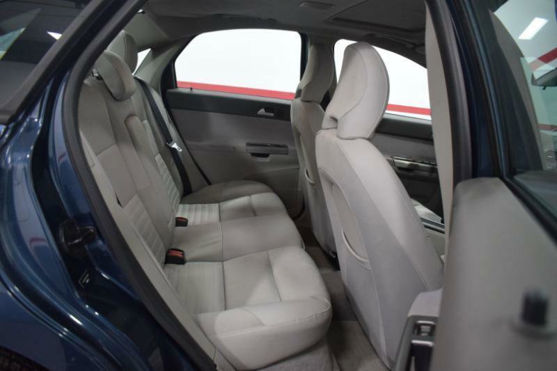 Used 2010 Volvo S40 2.4i image 17