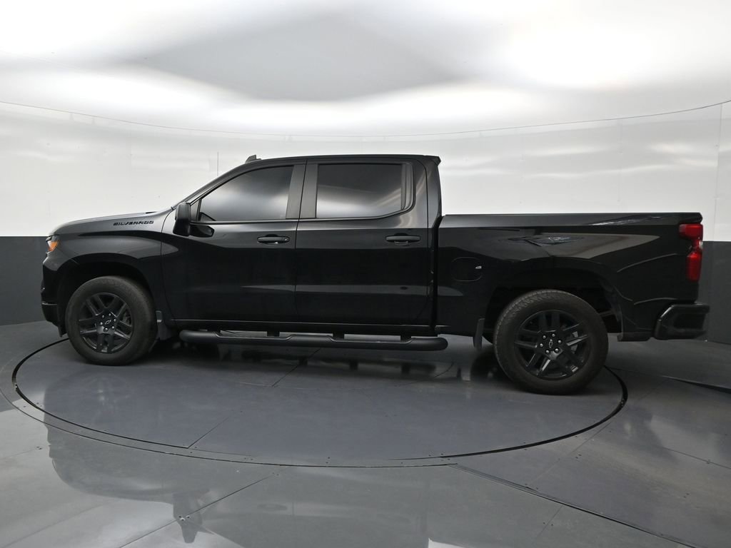 Used 2024 Chevrolet Silverado 1500 Custom w/ Turbomax Blackout Package RWD image 2
