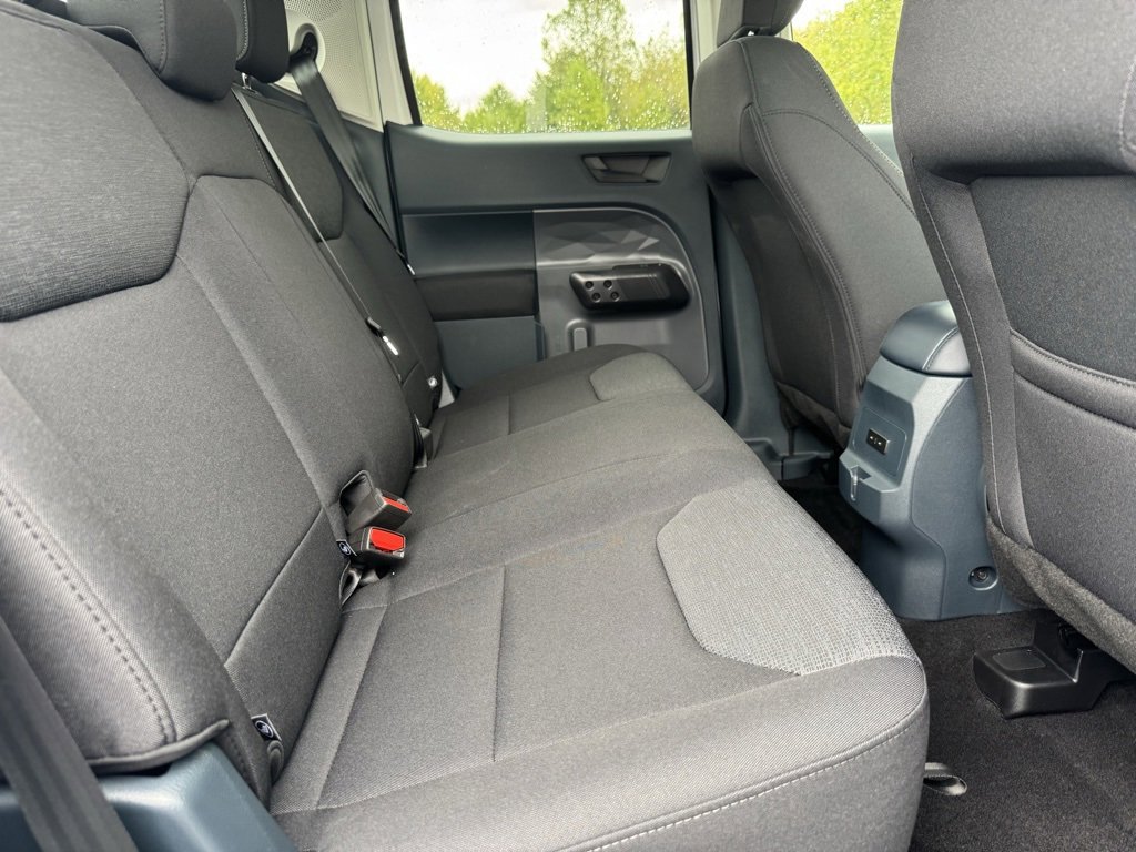 New 2025 Ford Maverick XL image 19