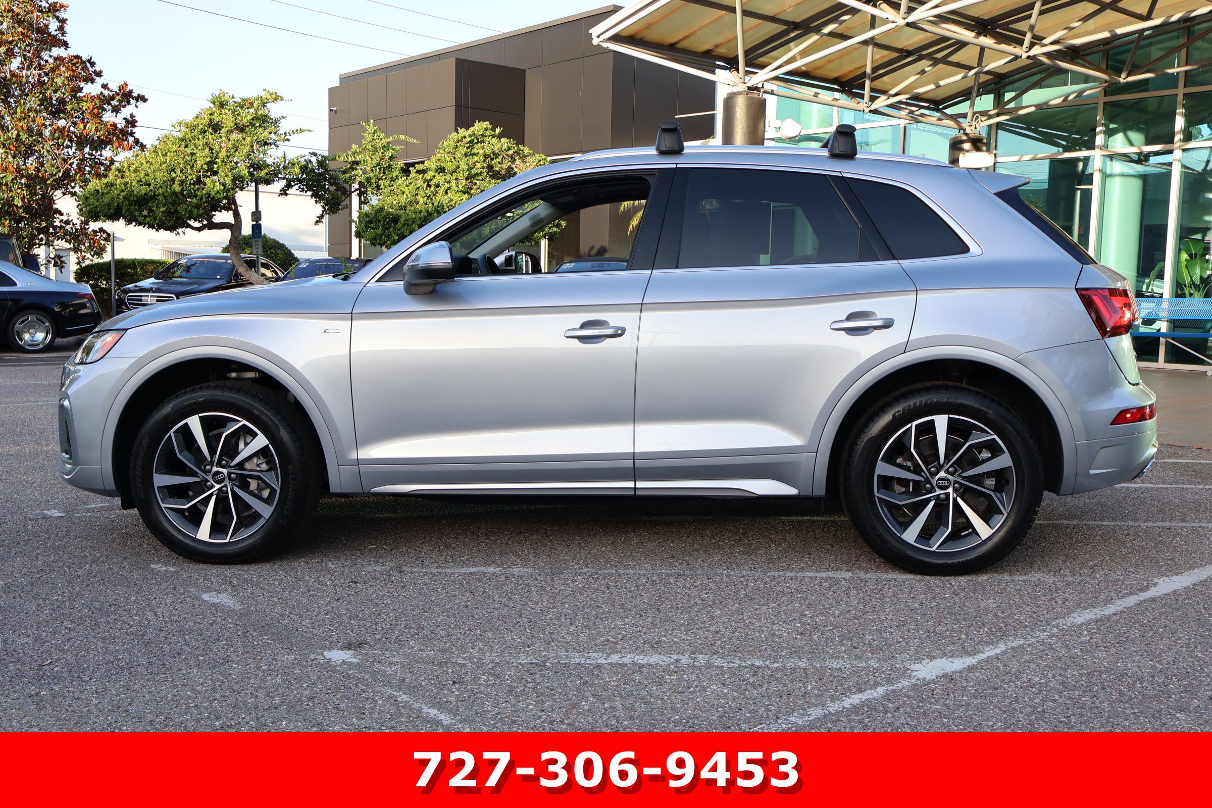 Used 2025 Audi Q5 2.0T Premium Plus w/ Premium Plus Package AWD/4WD image 6