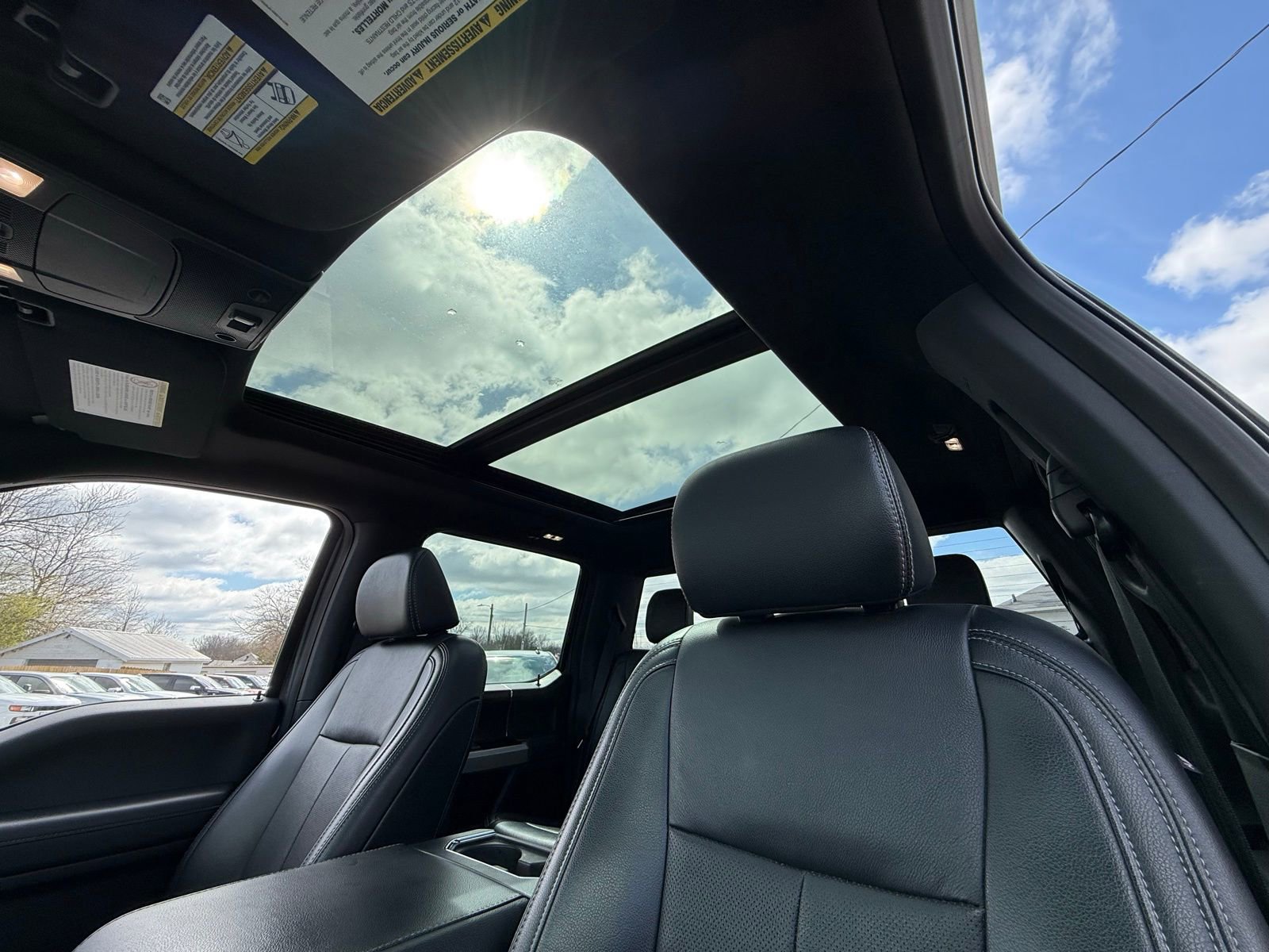 Used 2022 Ford F250 Lariat w/ Tremor Off-Road Package image 3