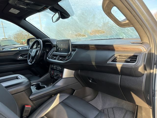 Used 2022 Chevrolet Suburban Z71 image 23