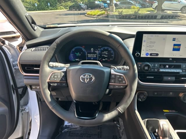 Used 2026 Toyota Grand Highlander AWD Hybrid image 13