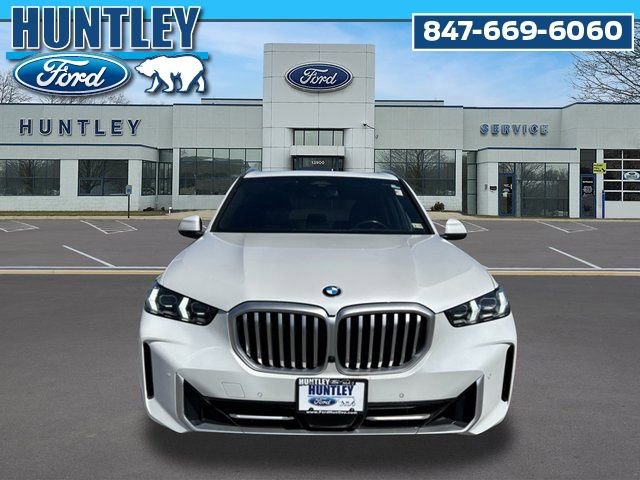 Used 2024 BMW X5 xDrive40i AWD/4WD image 3