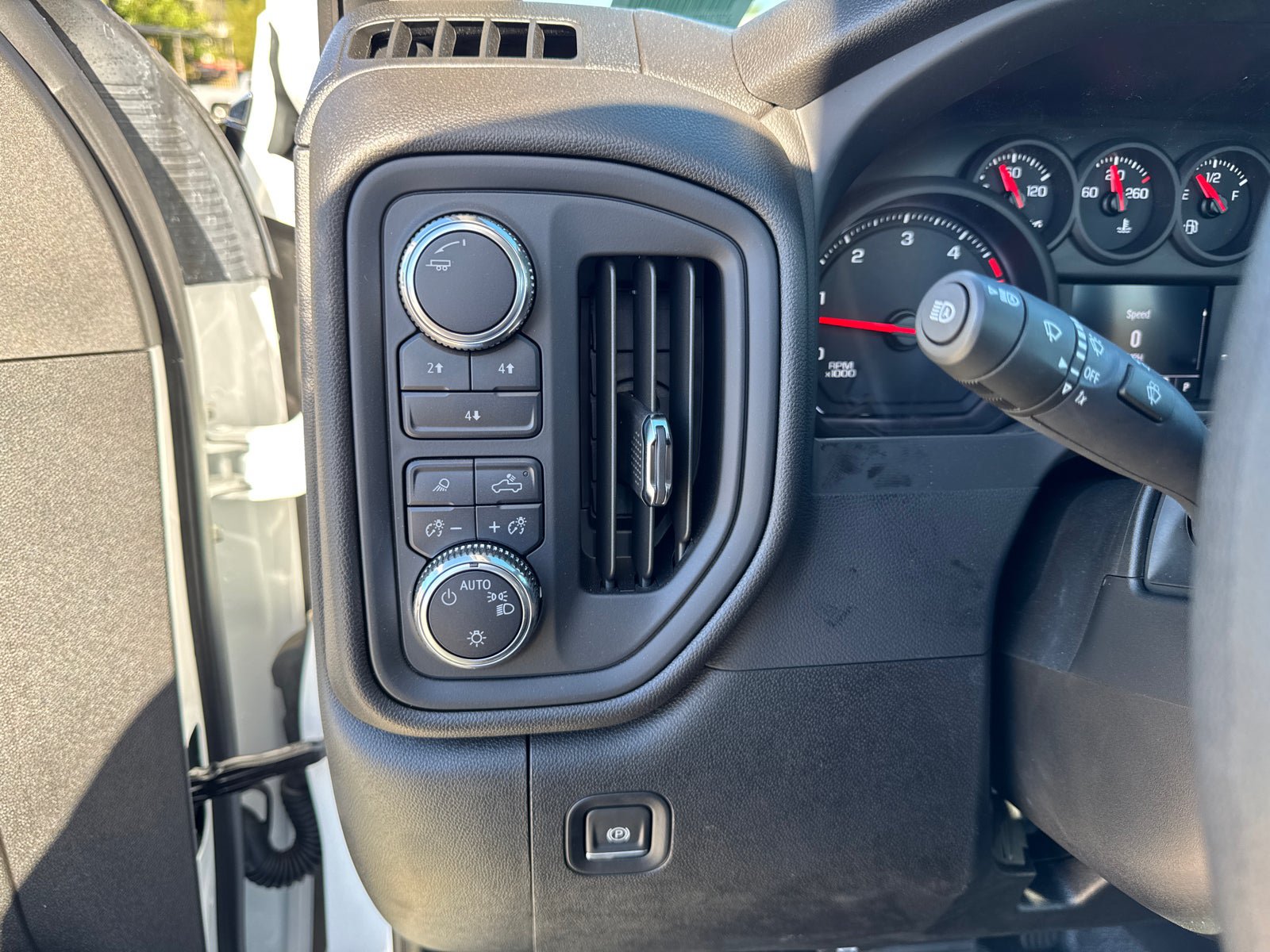 New 2025 GMC Sierra 3500 Pro w/ Fleet Convenience Package AWD/4WD image 21