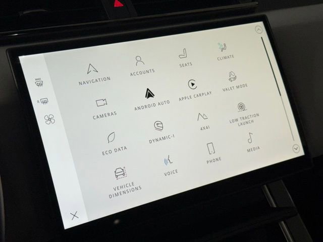 New 2026 Land Rover Range Rover Velar Dynamic SE image 22