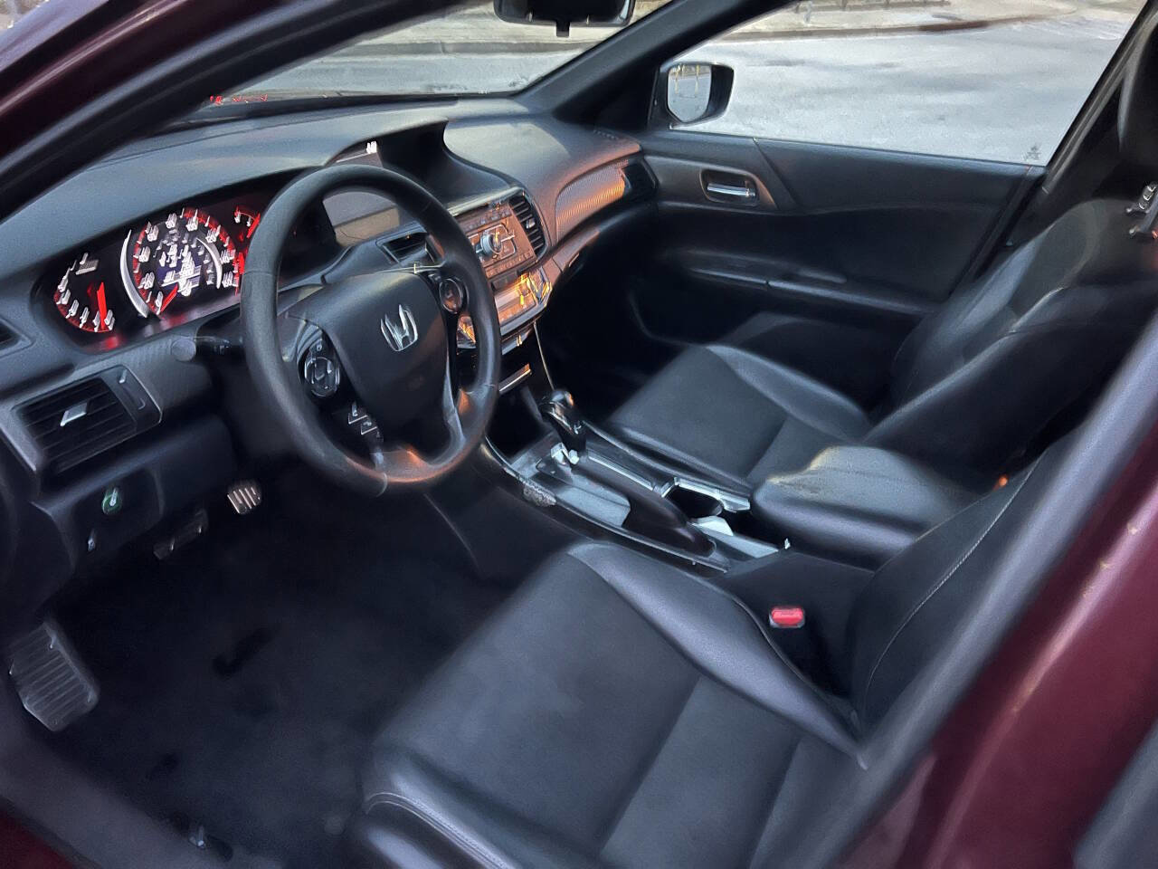 Used 2016 Honda Accord Sport image 7