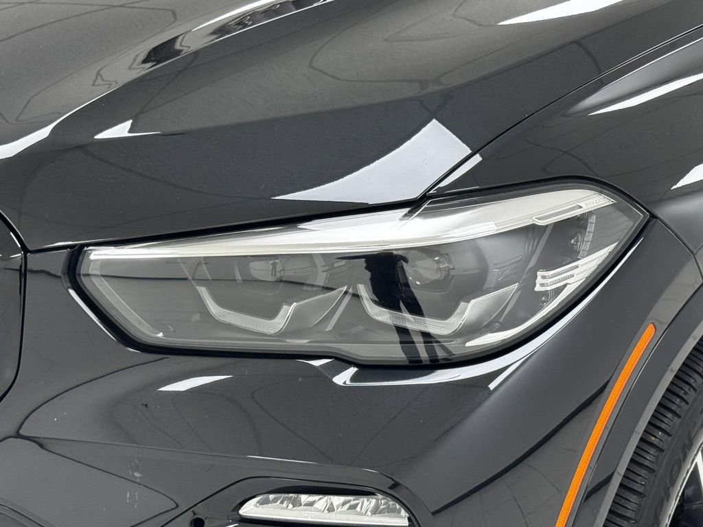Used 2021 BMW X5 M50i image 35