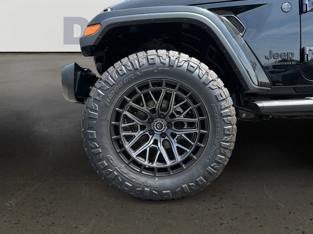 New 2025 Jeep Gladiator Sport AWD/4WD image 10