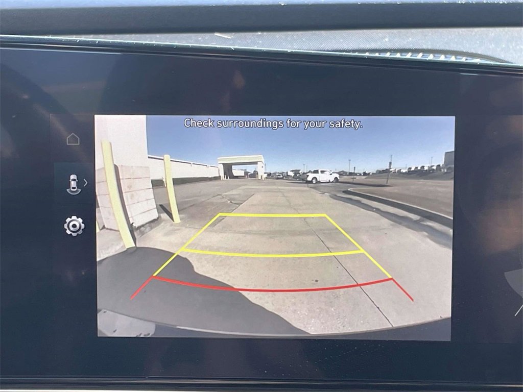 Used 2023 Hyundai Elantra Limited w/ Cargo Package image 20