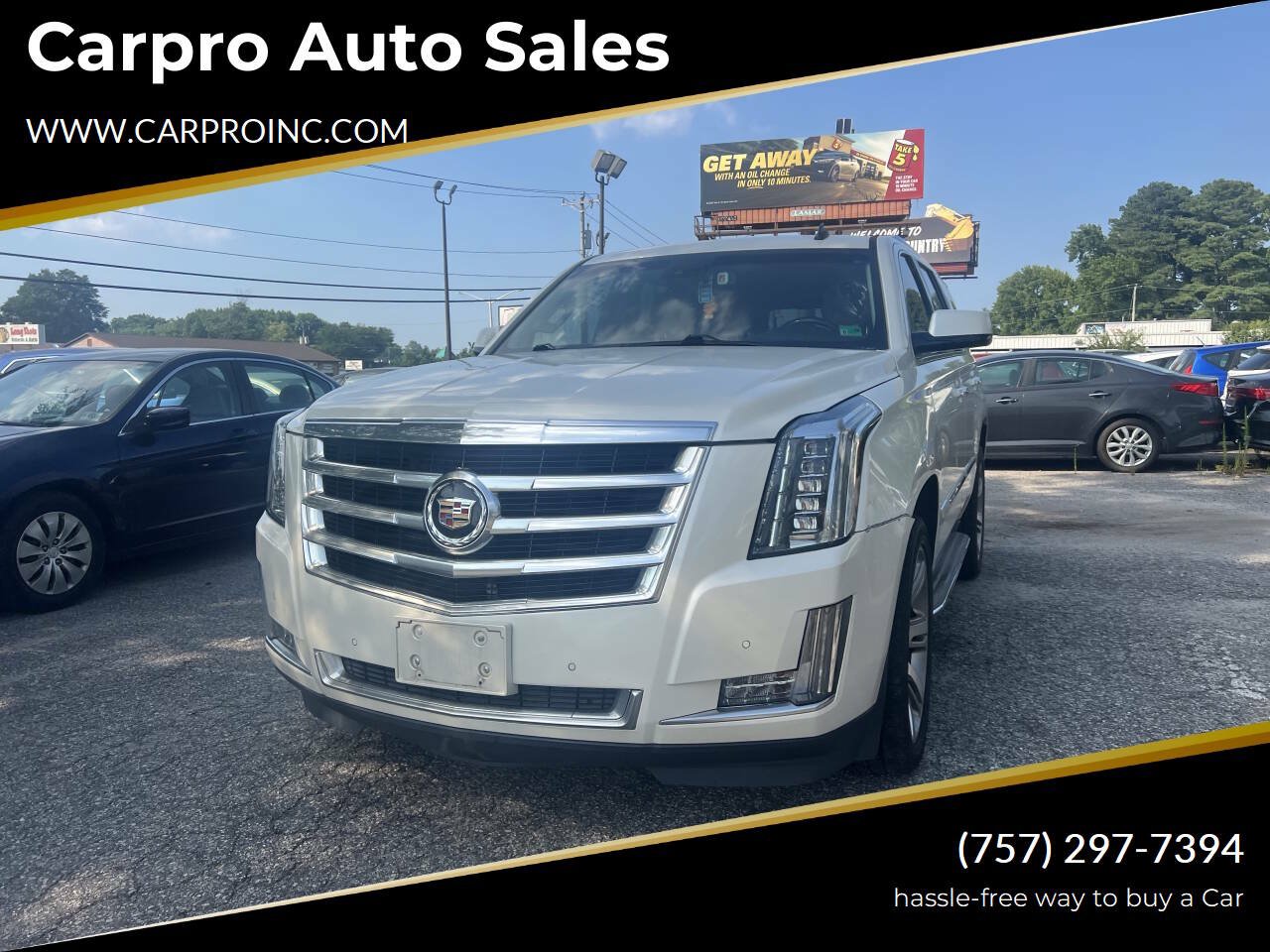 Used 2015 Cadillac Escalade Luxury AWD/4WD image 1