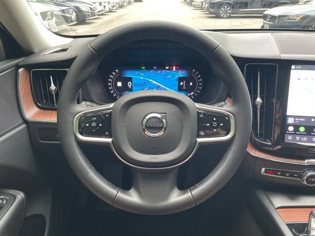 Certified 2023 Volvo XC60 B5 Plus AWD/4WD image 19