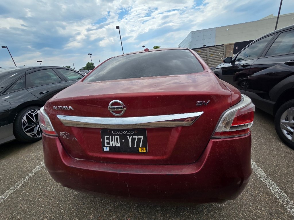 Used 2015 Nissan Altima 2.5 SV w/ Convenience Package FWD image 16