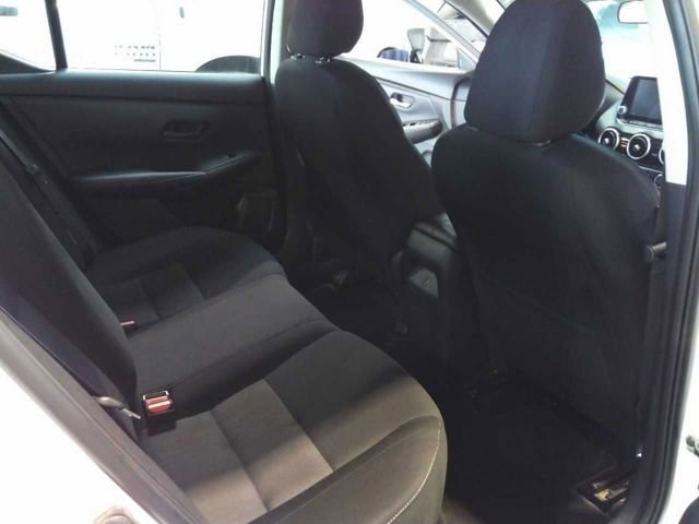 Used 2024 Nissan Sentra SV FWD image 5