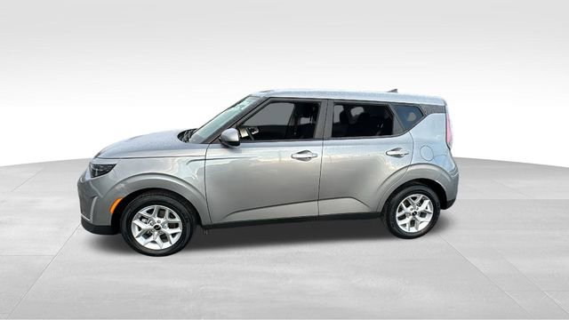 Used 2024 Kia Soul LX w/ Option Group 015 image 4