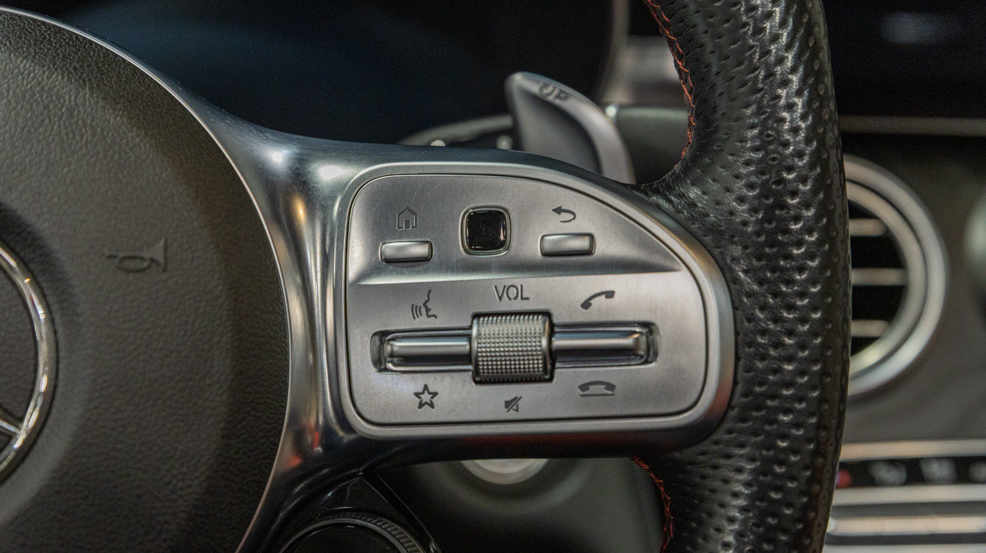 Used 2020 Mercedes-Benz C 63 AMG Cabriolet image 56