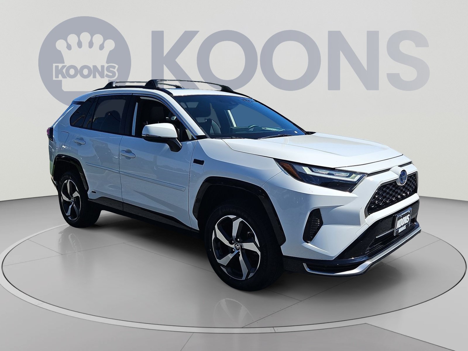 Used 2023 Toyota RAV4 SE w/ Weather & Moonroof Package AWD/4WD image 10